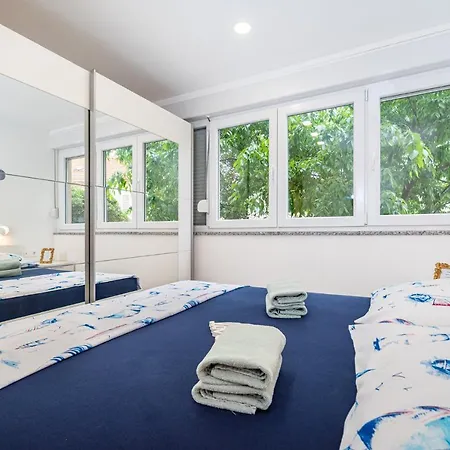 M&f Luxury * زادار