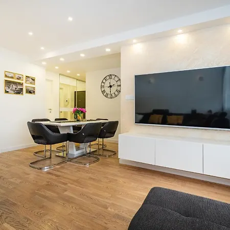 شقة M&f Luxury زادار