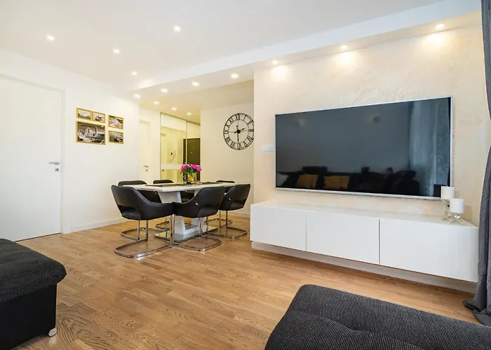 Apartment M&f Luxury Zadar